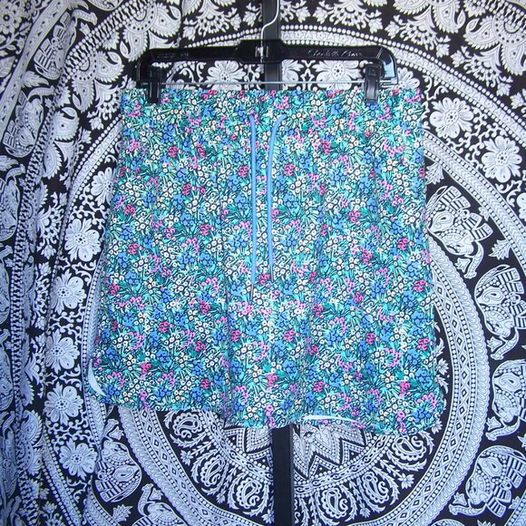 St. John's Bay Floral Skort Sz M - Picture 2 of 7